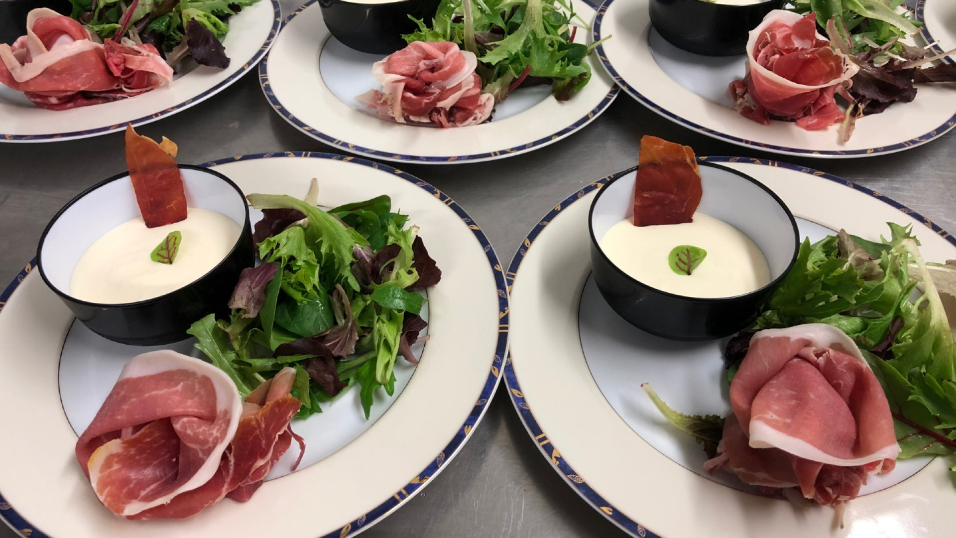 Service traiteur de qualité pour vos repas de fêtes | Maisson traiteur